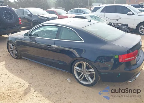 2010 Audi S5 4.2 Premium Plus из США, поврежденный, VIN WAUGVAFR9AA066681